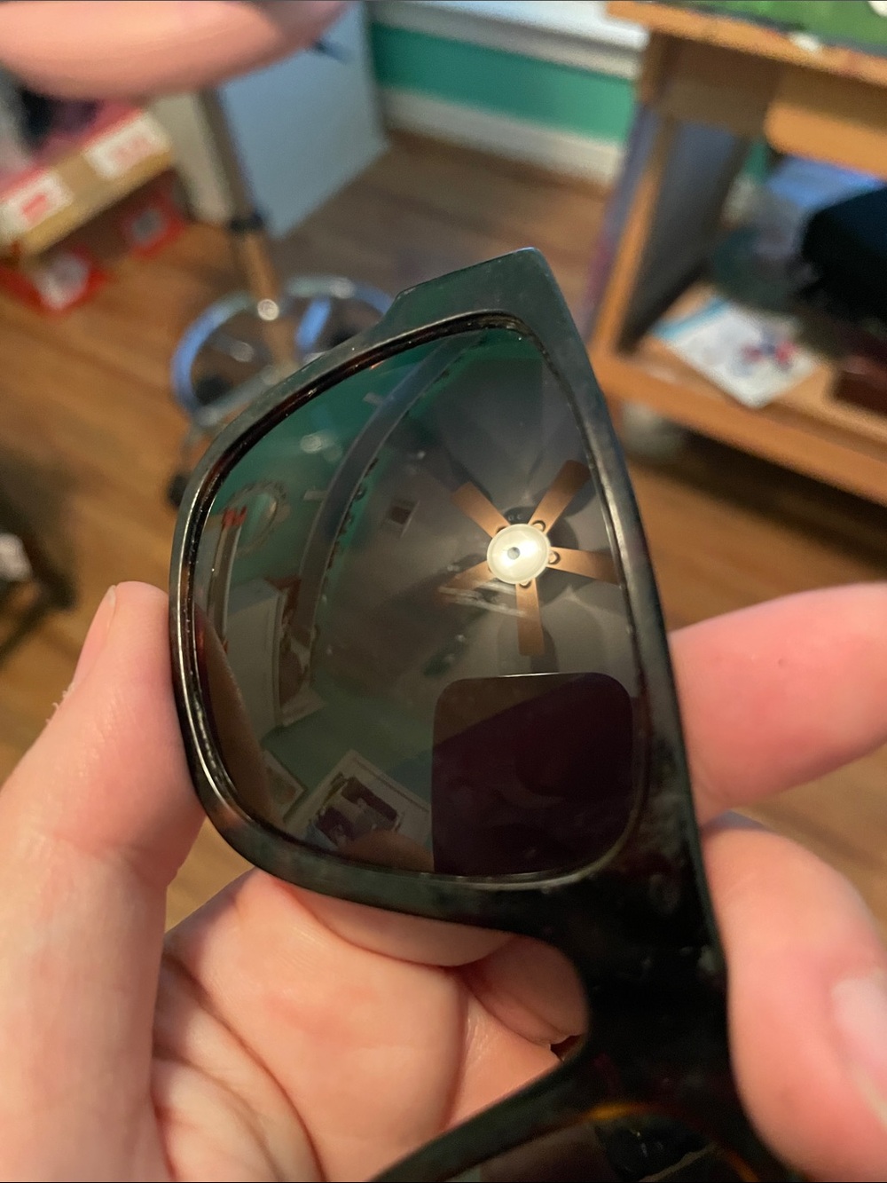 Versace Tortoiseshell Sunglasses with Black Lenses and Gold Logo Plaque - Picture 11 of 13